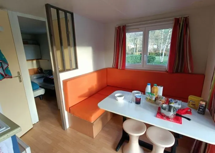 营地 Mobil-home 4 Pers Avec Terrasse A - Api-1-52-1301 Saint-Geniez-dʼOlt