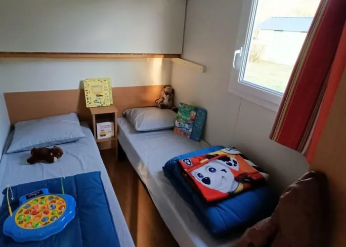 营地 Mobil-home 4 Pers Avec Terrasse A - Api-1-52-1301 Saint-Geniez-dʼOlt